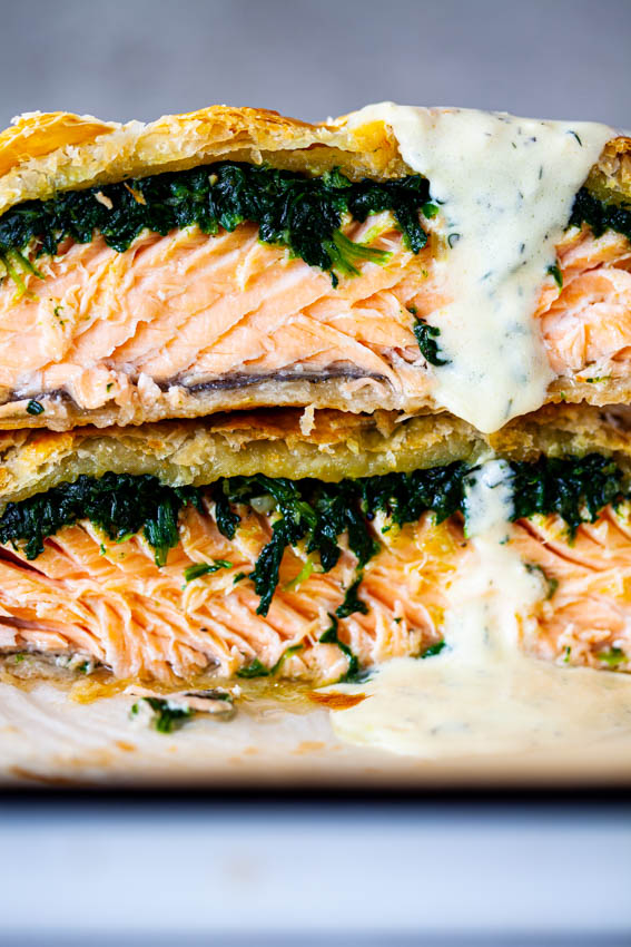 Salmon en Croute with Dill Cream Sauce