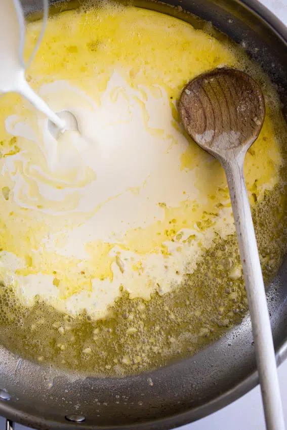 Homemade Alfredo sauce