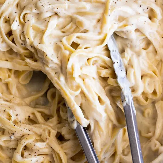 Creamy cauliflower Alfredo sauce