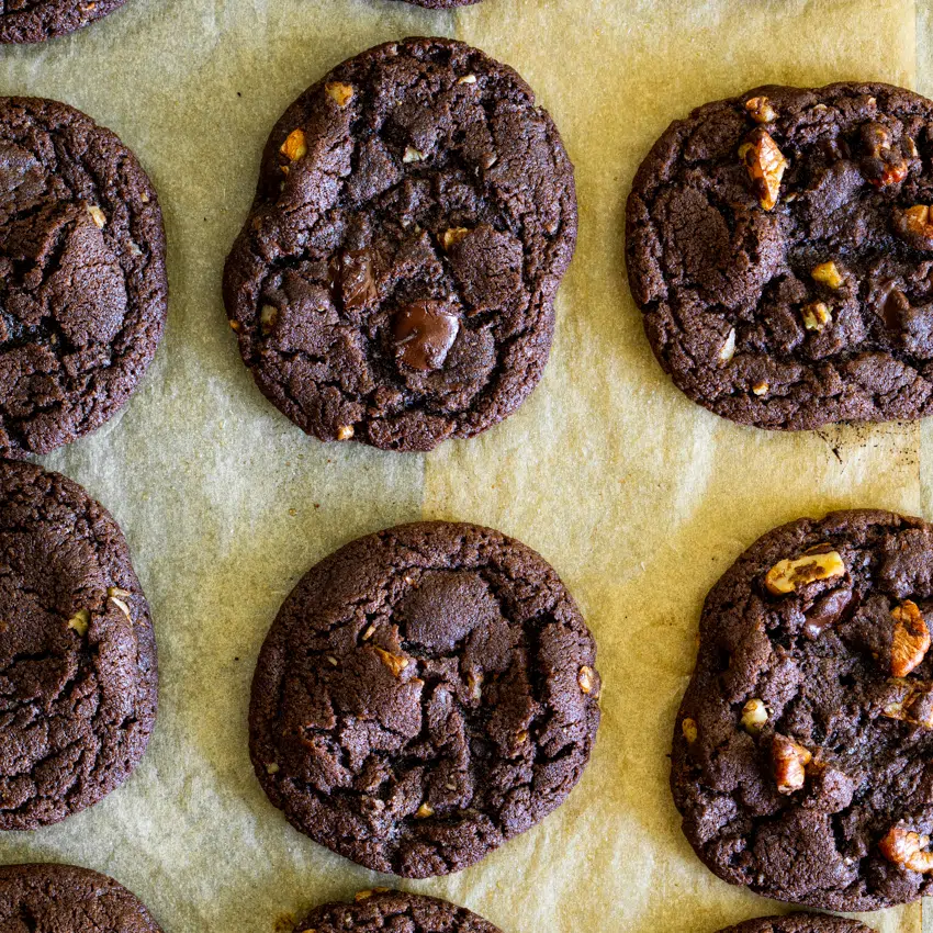 Easy Pecan Brownie Cookies