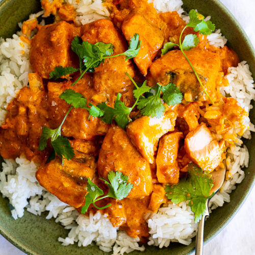Easy Creamy Salmon Curry - Simply Delicious