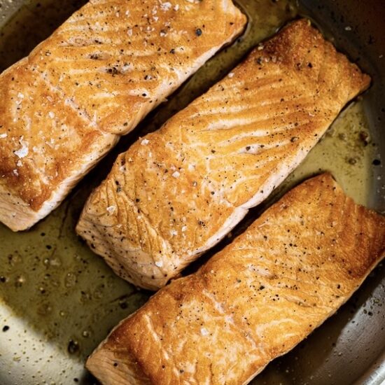Easy Pan Seared Salmon