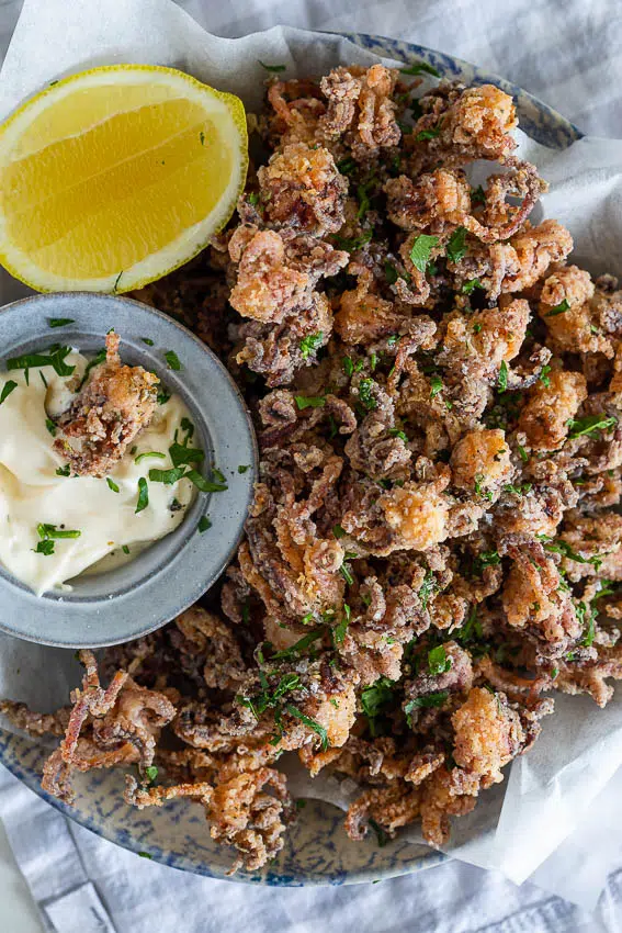 Salt and pepper fried squid
