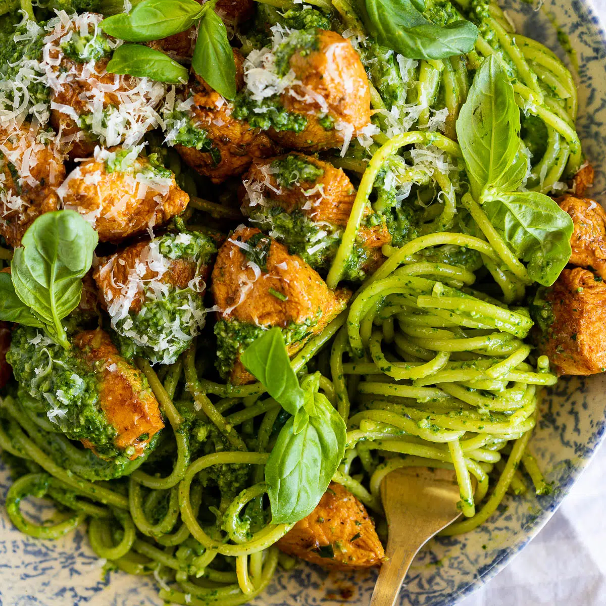 Spinach Pesto Pasta with garlic butter chicken