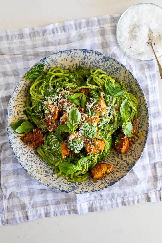 Spinach Pesto Pasta with garlic butter chicken