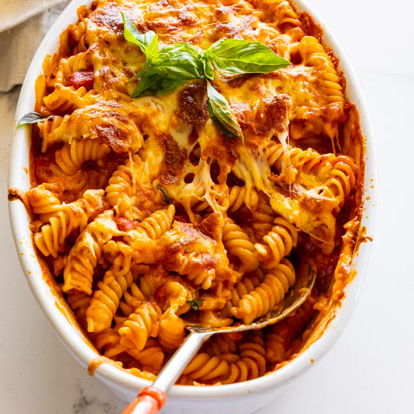 Cheese and tomato pasta bake
