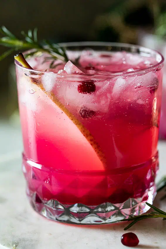 Pomegranate pear spritz