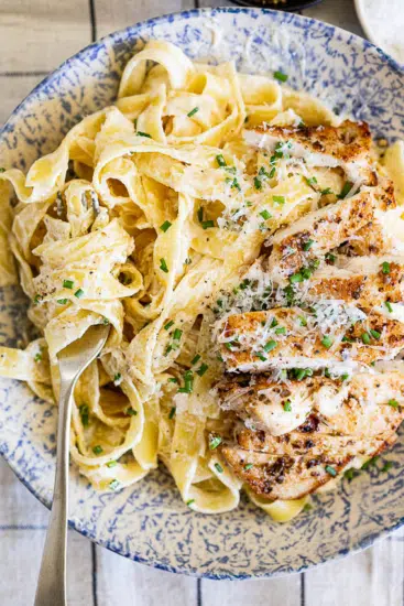 Easy Healthy Chicken Alfredo