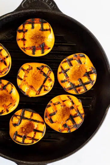 Grilled peaches on grill pan