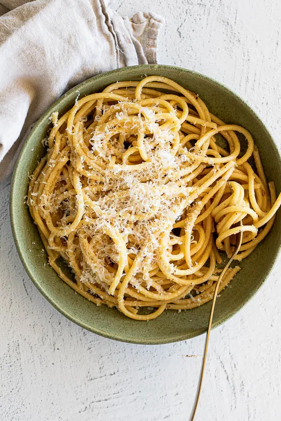 Bucatini Cacio e Pepe
