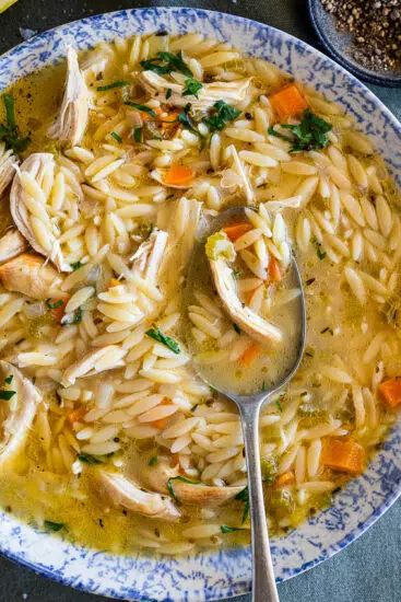 Lemon chicken orzo soup