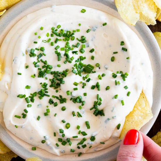 Easy Sour Cream and Onion Dip Simply Delicious