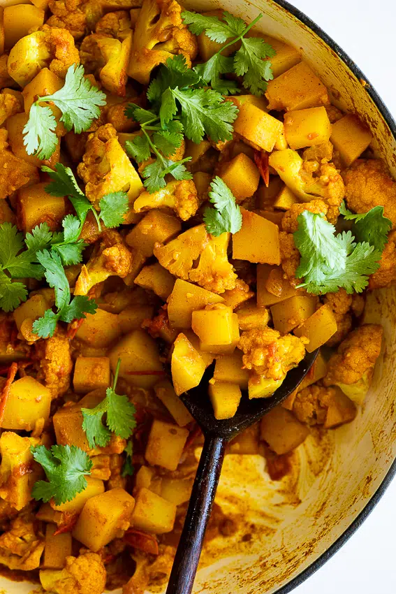 Aloo Gobi (Indian potato and cauliflower curry)