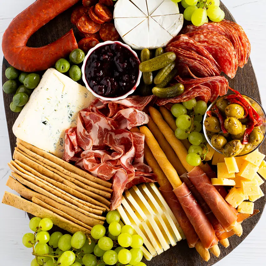 Easy Charcuterie Board