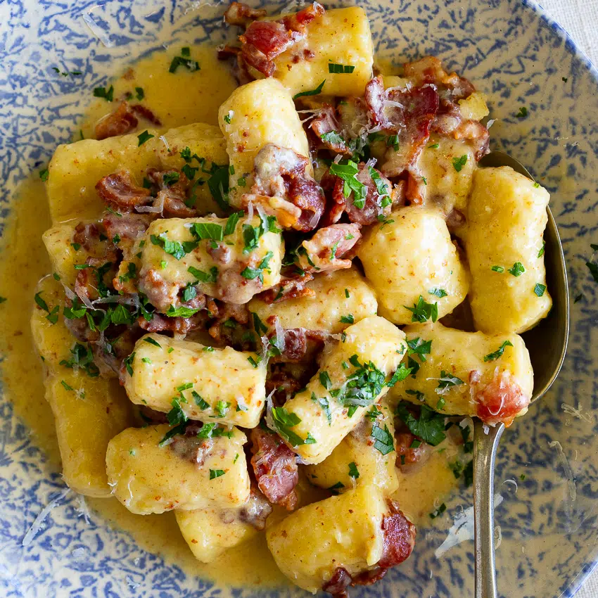 Gnocchi Carbonara
