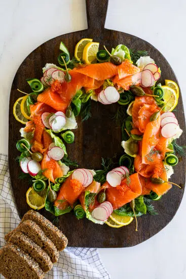 Smoked Salmon Salad Wreath