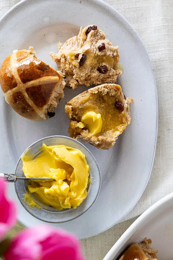 Hot cross buns with honey butter