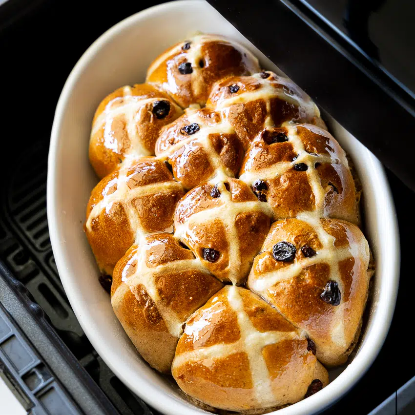 Hot cross buns in air fryer