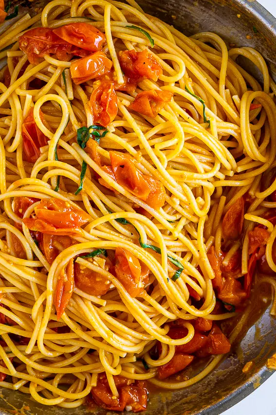 Easy tomato basil pasta