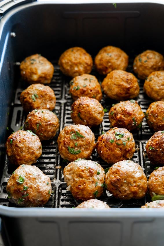 Easy air fryer meatballs
