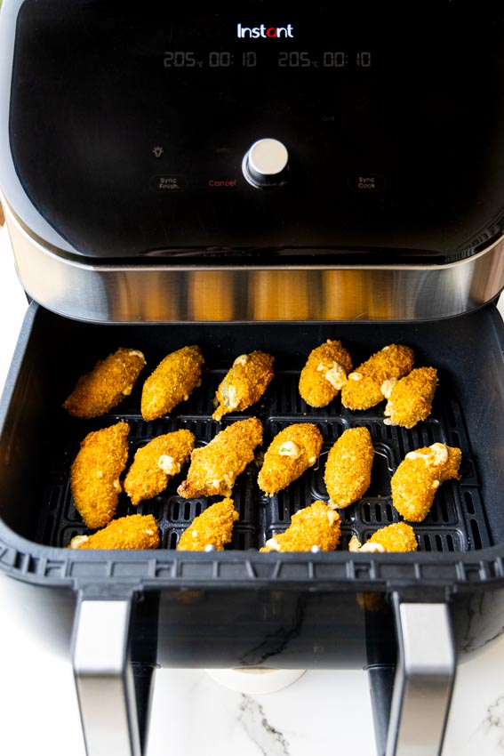 Air fryer jalapeño poppers