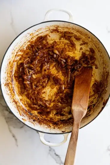 Caramelized onions in braiser