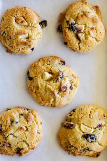White chocolate cranberry cookies