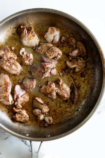 Chicken livers sautéed in butter.