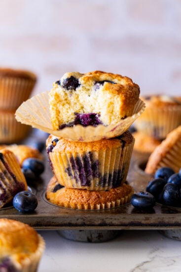 Fluffy Lemon Blueberry Muffins