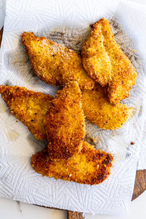 Fried breaded chicken cutlets.