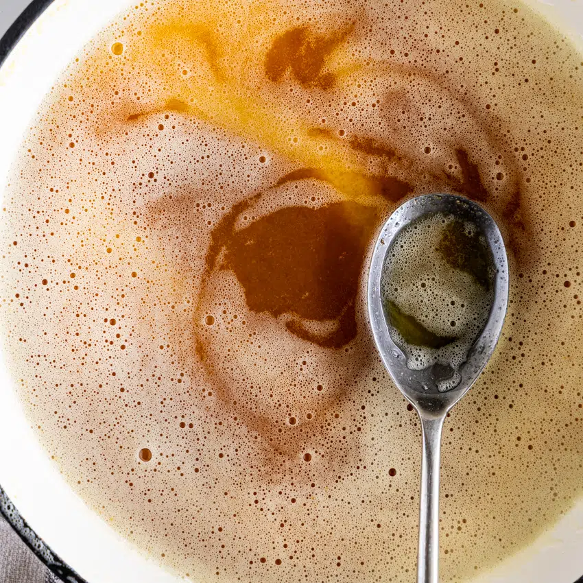Beurre noisette in frying pan.