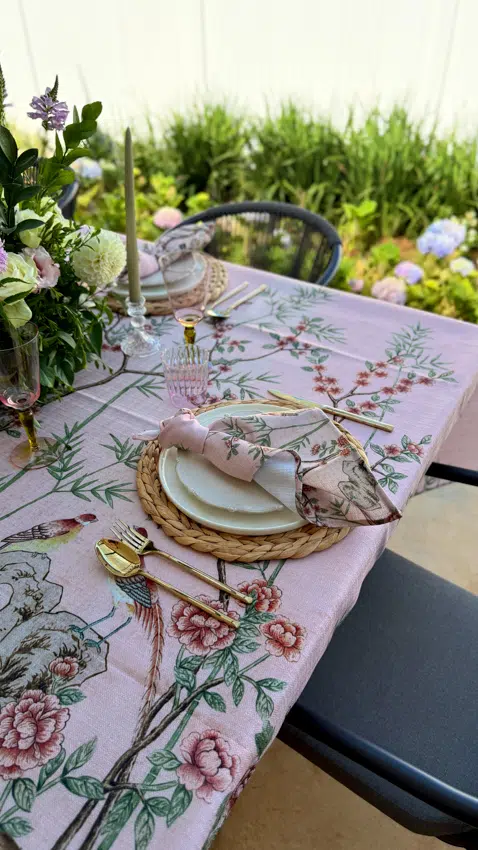 Galentine's Table Setting.