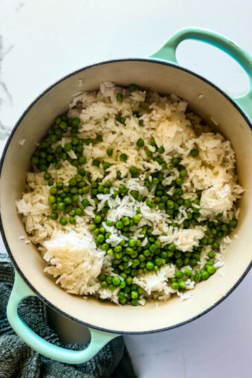 Rice and peas in pot.